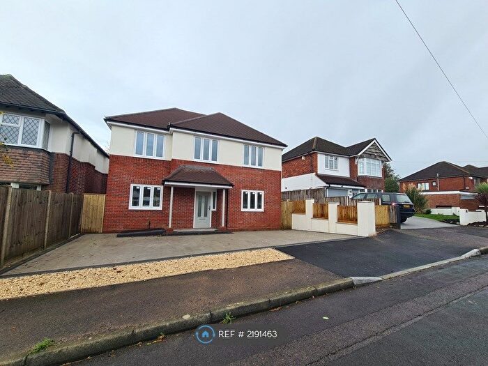 3 Bedroom Detached House To Rent In Queen Anne's Drive, Havant, PO9