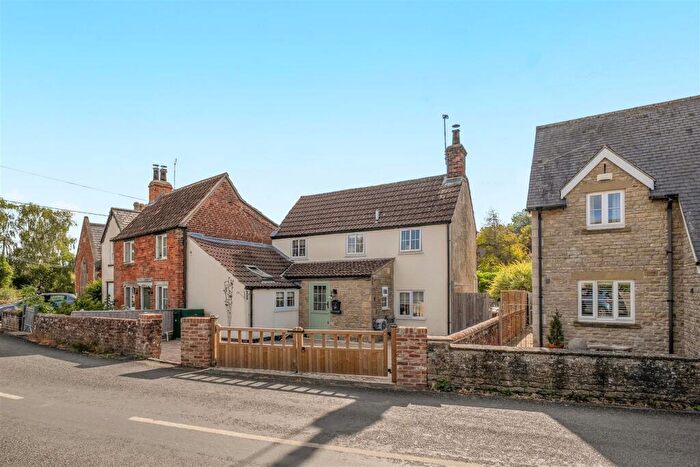 3 Bedroom Cottage For Sale In Top Street, Chippenham, SN15