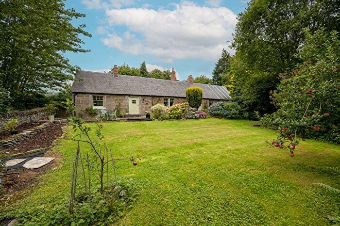 3 Bedroom Cottage For Sale In The Stables Cottage, Balmuir, DD3