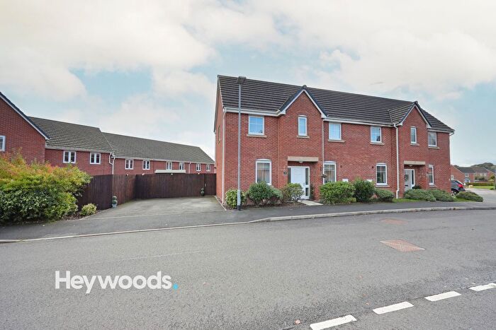 3 Bedroom Semi-detached House For Sale In Sutton Avenue, Silverdale, Newcastle-Under-Lyme, Staffordshire, ST5