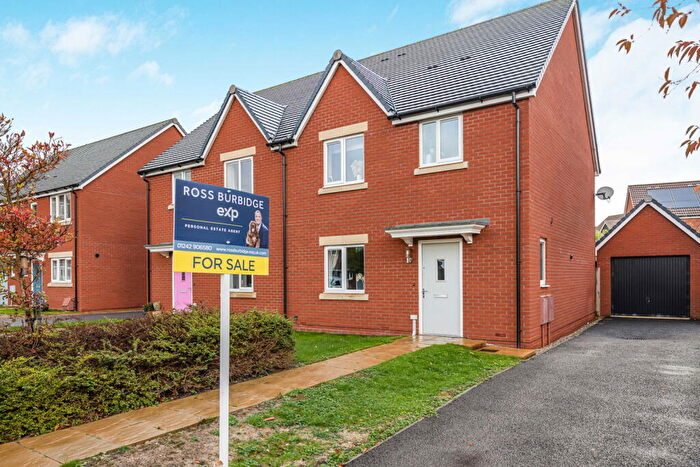 3 Bedroom Semi-Detached House For Sale In Hedgerow Close, Bishops Cleeve, Cheltenham, GL52