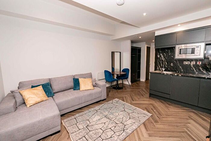 Studio To Rent In Water Street, Liverpool, Merseyside, L2