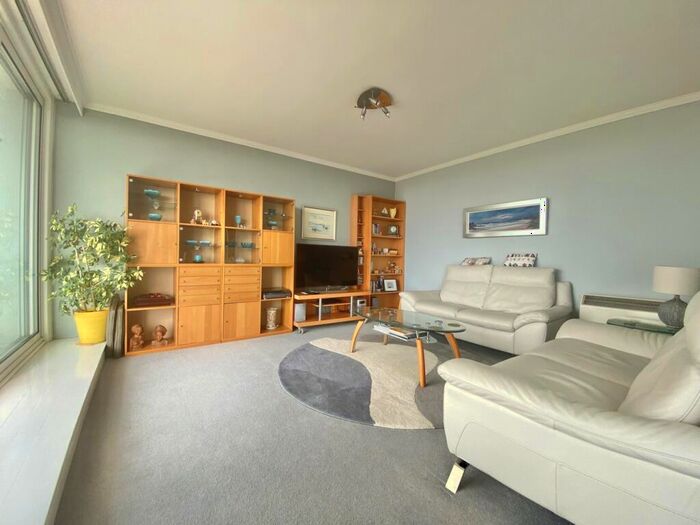 2 Bedroom Apartment For Sale In Admirals Walk, West Cliff Road