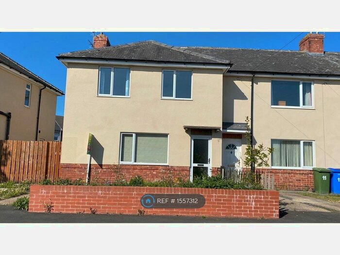 3 Bedroom End Of Terrace House To Rent In St. Bedes Road, Blyth, NE24