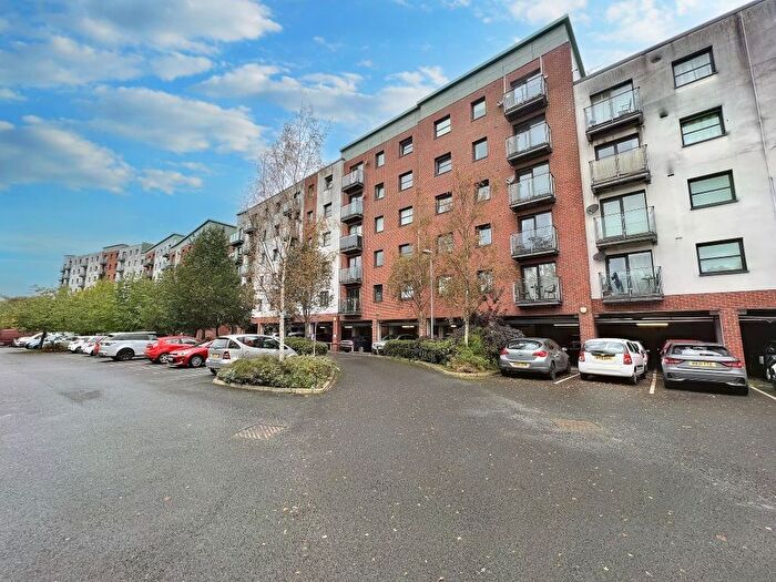 1 Bedroom Flat For Sale In Lower Hall Street St Helens, Saint Helens, WA10