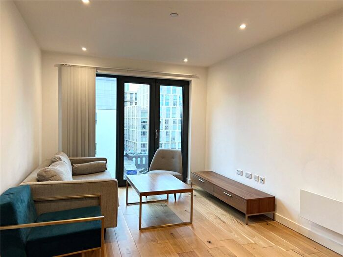 1 Bedroom Flat To Rent In Axium, Windmill Street, Birmingham, B1