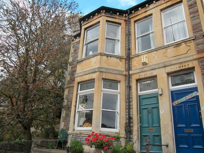 4 Bedroom End Of Terrace House To Rent In Cornwallis Avenue, BS8