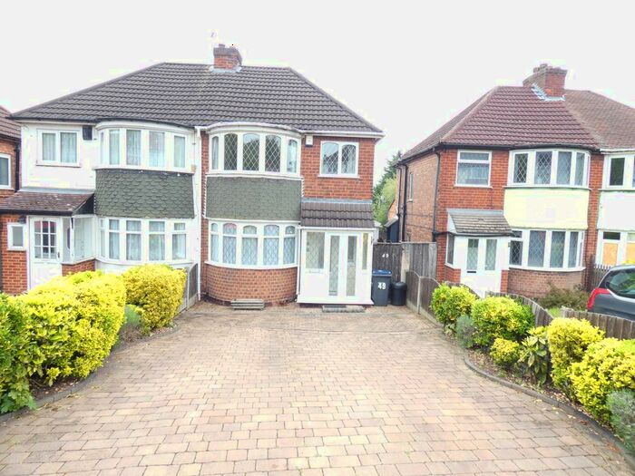 3 Bedroom Semi-Detached House To Rent In Fowlmere Road, Great Barr, Birmingham, B42