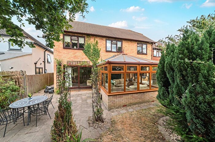 4 Bedroom Detached House For Sale In Lennard Road, Bromley, Kent, BR2