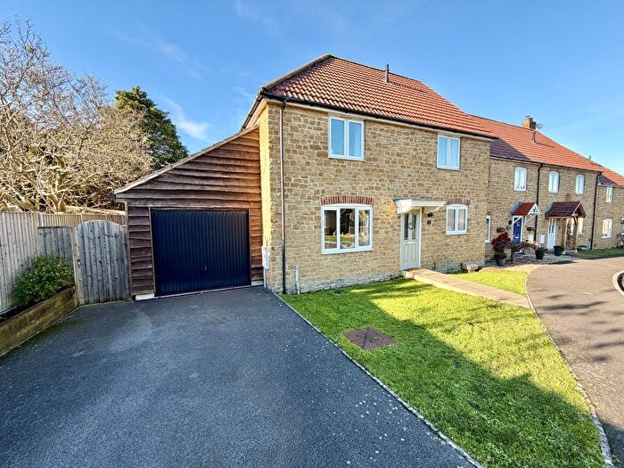 4 Bedroom End Terrace House For Sale In The Grange, Primrose Lane, Yeovil, Somerset, BA21