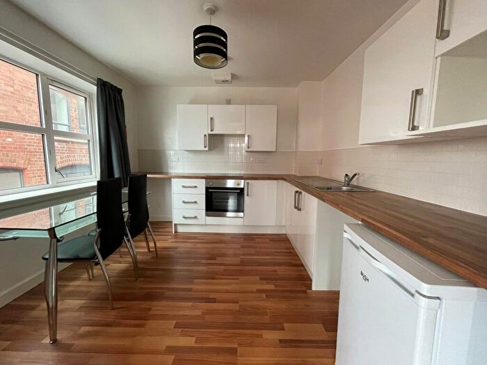 1 Bedroom Apartment To Rent In Clyde Court, Leicester, LE1