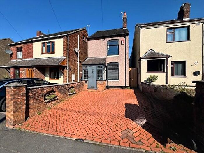 2 Bedroom Detached House To Rent In High Street, Halmerend, ST7