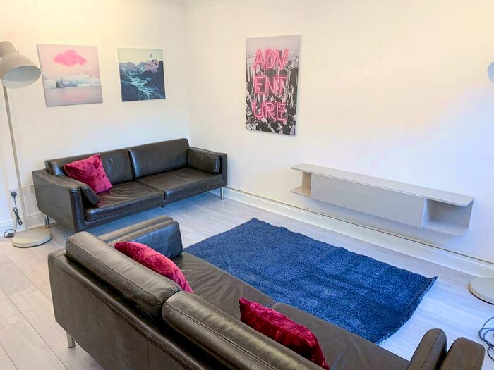 7 Bedroom Town House To Rent In Spear Road, Southampton. Id #, SO14