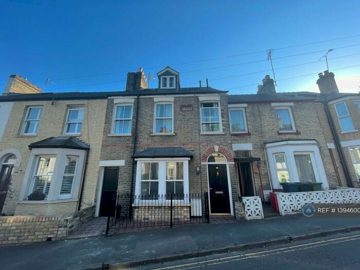 7 Bedroom Terraced House To Rent In Alpha Road, Cambridge, CB4