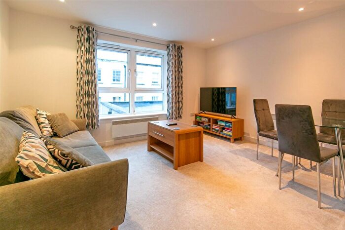 1 Bedroom Apartment For Sale In Merchants Road, Clifton, Bristol, BS8