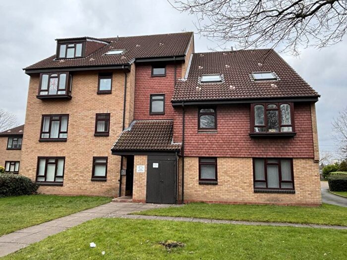 1 Bedroom Flat To Rent In Swan Gardens, Erdington, Birmingham, B23