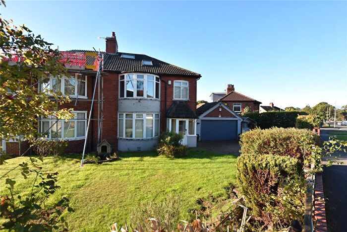 3 Bedroom Semi-Detached House For Sale In The Avenue, Alwoodley, Leeds, West Yorkshire, LS17