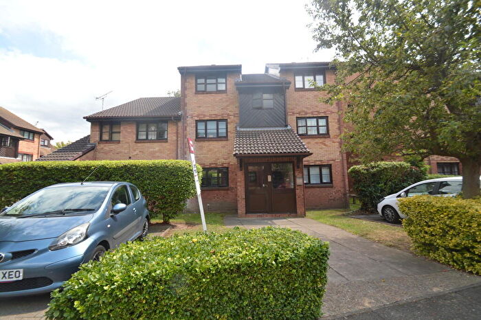 1 Bedroom Apartment To Rent In Kenwyn Road, Dartford, DA1