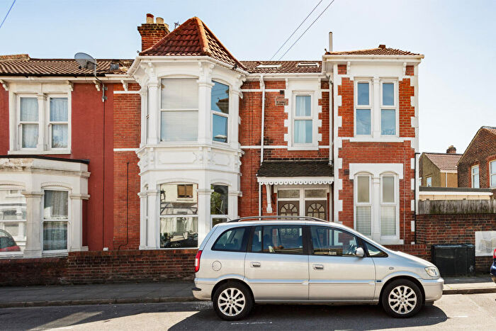 2 Bedroom Apartment To Rent In Orchard Road, Southsea, PO4