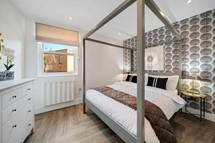 2 Bedroom Apartment For Sale In Unit The Wharf Collection, Battersea, SW11