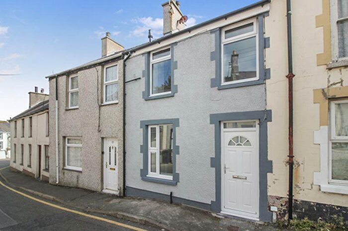 2 Bedroom Terraced House For Sale In Market Street, Amlwch, LL68