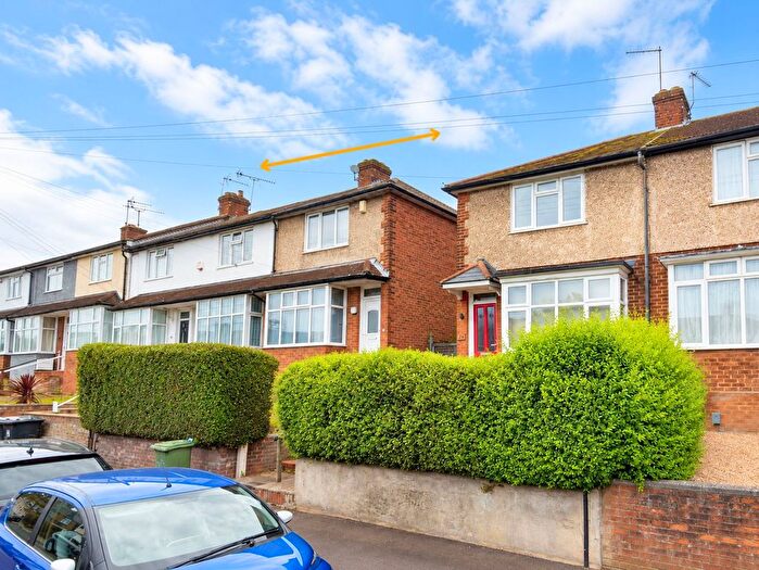 2 Bedroom End Terrace House For Sale In Pomfret Avenue, Luton, LU2