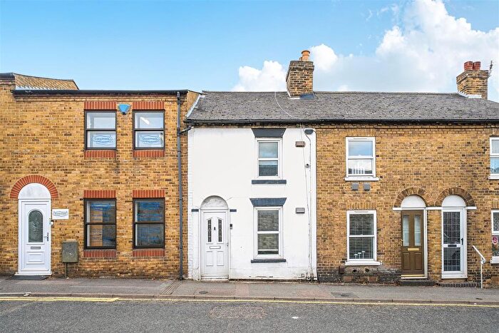 2 Bedroom Terraced House For Sale In County Road, Maidstone, ME14
