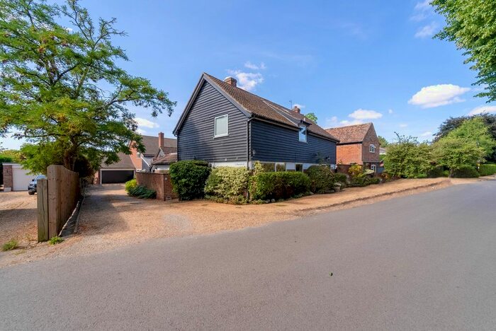 5 Bedroom Detached House For Sale In Barnfield On Common Lane, Hemingford Abbots, PE28