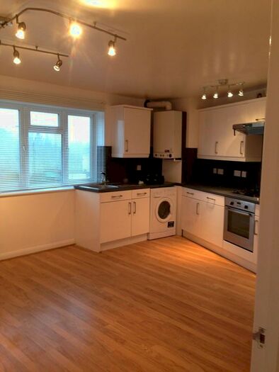 2 Bedroom Apartment To Rent In High Street, Barnet, Hertfordshire, EN5