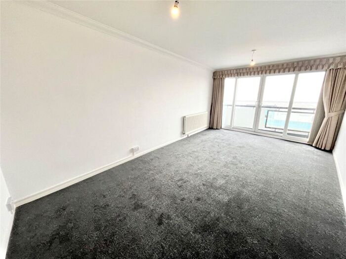 2 Bedroom Apartment To Rent In Eastern Esplanade, Southend-on-Sea, Essex, SS1