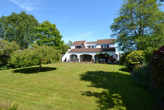3 Bedroom Detached House For Sale In Granville Road, Deal, CT14