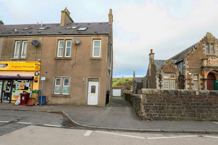 4 Bedroom End Of Terrace House For Sale In Main Street, Kinglassie, Lochgelly, KY5