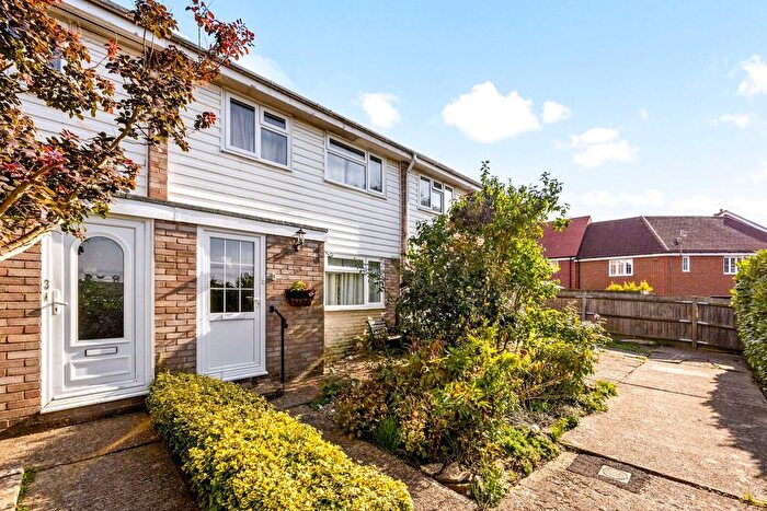 3 Bedroom Terraced House For Sale In Wicks Road, Billingshurst, RH14