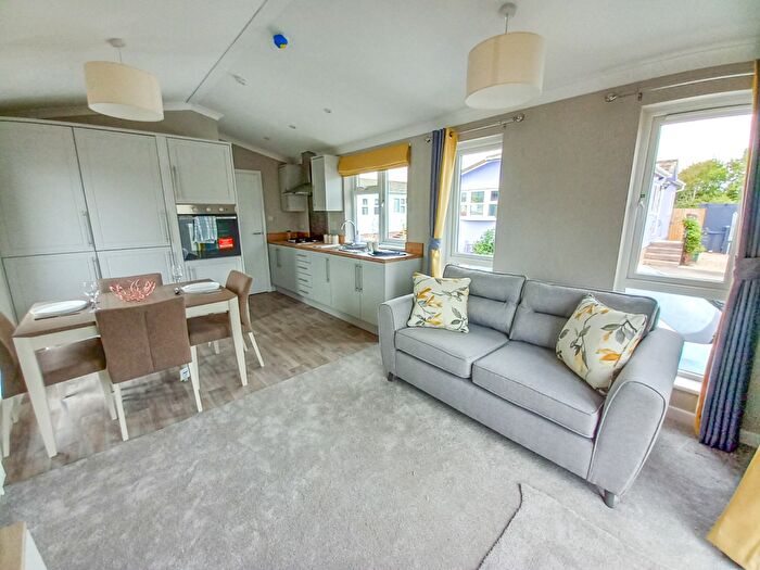 1 Bedroom Park Home For Sale In , Weymouth, DT3