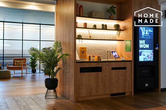 Studio To Rent In Courland Grove, SW8