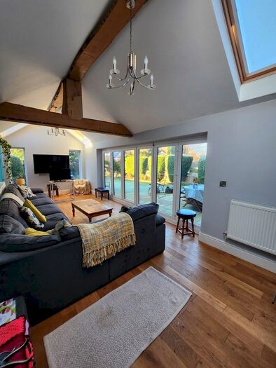 4 Bedroom Detached House To Rent In Fairfield Road, Hurst Green, Halesowen, B62