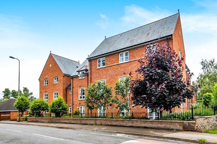 1 Bedroom Apartment For Sale In Wootton Road, Fleur De Lis, OX14