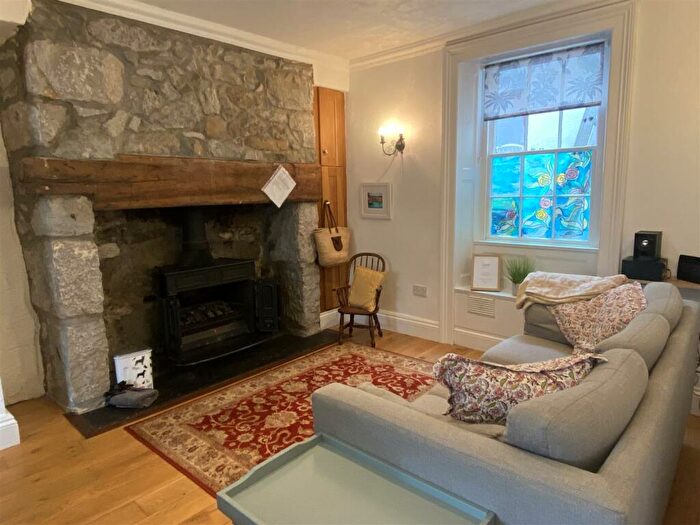 3 Bedroom End Of Terrace House For Sale In Tan Y Bryn, New Street, Beaumaris, LL58