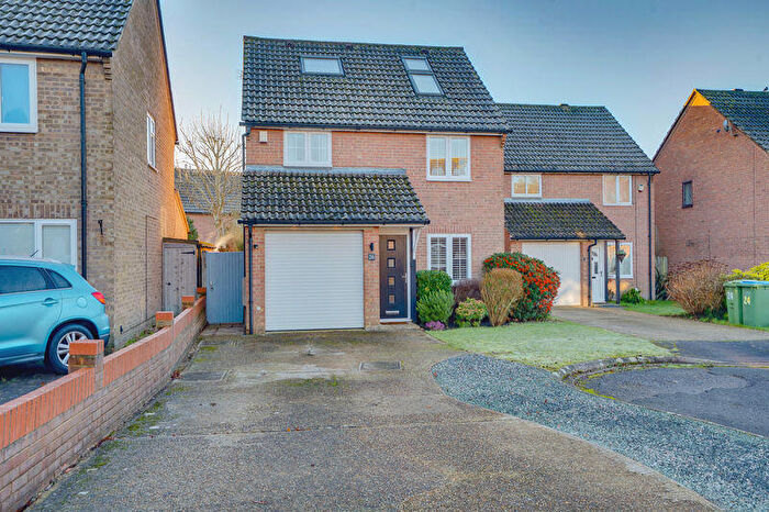 4 Bedroom Detached House For Sale In Tillingbourn, Titchfield Common, PO14