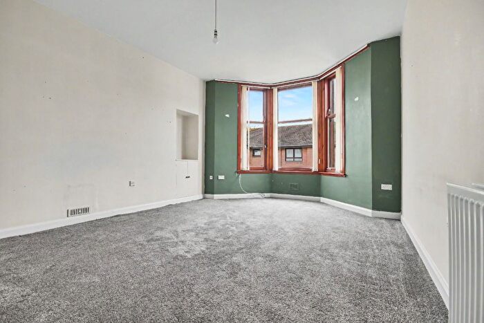 2 Bedroom Flat For Sale In South Street, Inverclyde, Greenock, PA16