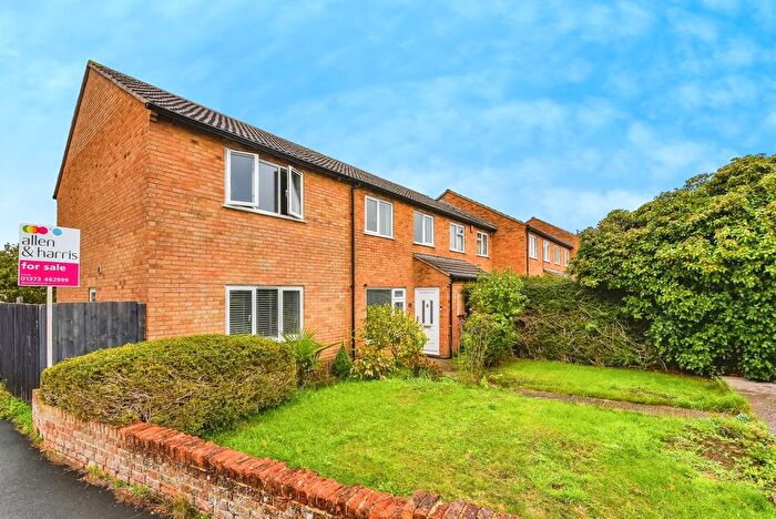 4 Bedroom End Terrace House For Sale In Elm Leigh, Frome, BA11