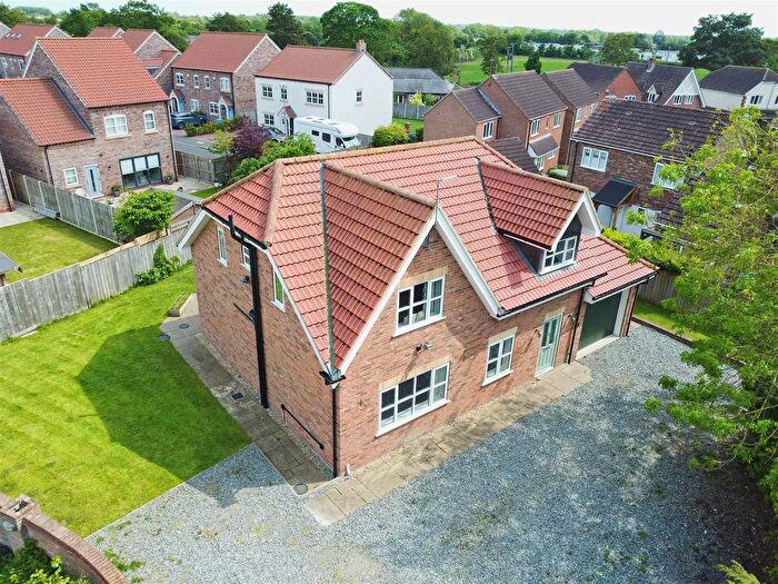 3 Bedroom Detached House For Sale In Main Street, Brandesburton, YO25