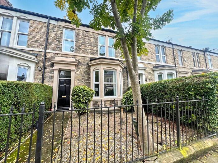 2 Bedroom Flat For Sale In Alma Place, North Shields, Tyne And Wear, NE29