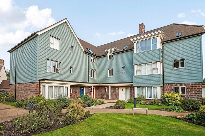 1 Bedroom Flat For Sale In Hammond Way, Yateley, GU46