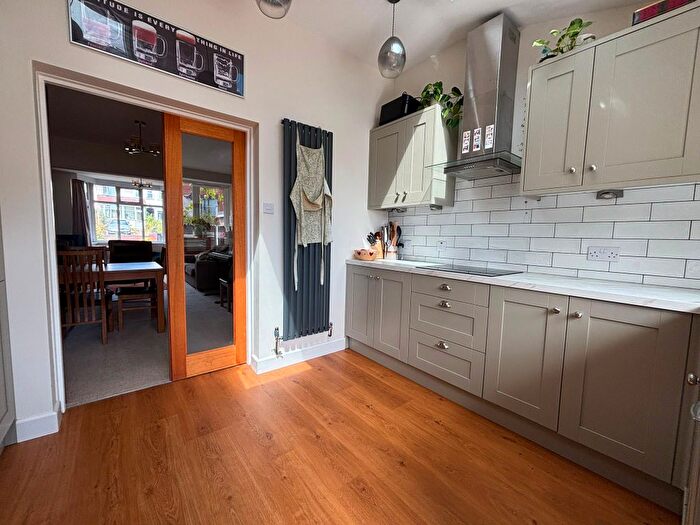 3 Bedroom Property To Rent In Tealby Grove, Birmingham, B29