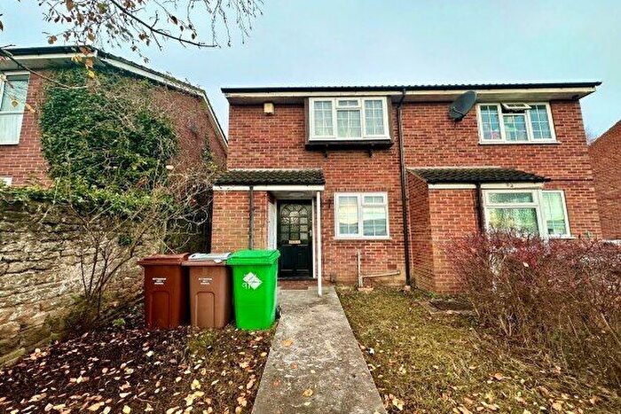2 Bedroom Semi-Detached House To Rent In Nuthall Road, Nottingham, NG8
