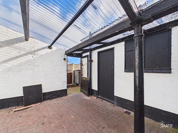 2 Bedroom House To Rent In Branston Road, Burton-On-Trent, DE14