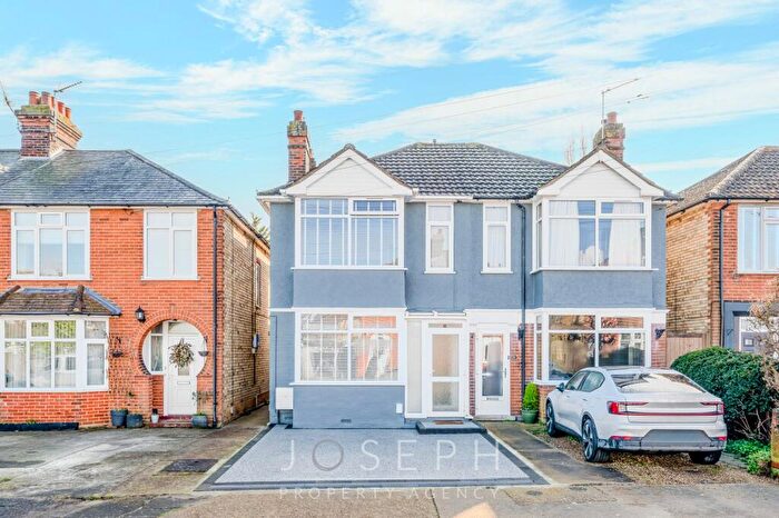 3 Bedroom Semi Detached House For Sale In St. Leonards Road, Ipswich, IP3