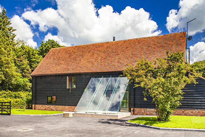 5 Bedroom Detached House To Rent In Bottom House Barn, Buckhold, RG8