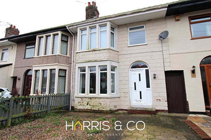 3 Bedroom Terraced House For Sale In Witton Avenue, Fleetwood, Lancashire, FY7